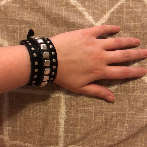 UNOde50 “Tainted” Fur & Silver Studded Bracelet - Picture 4 of 4